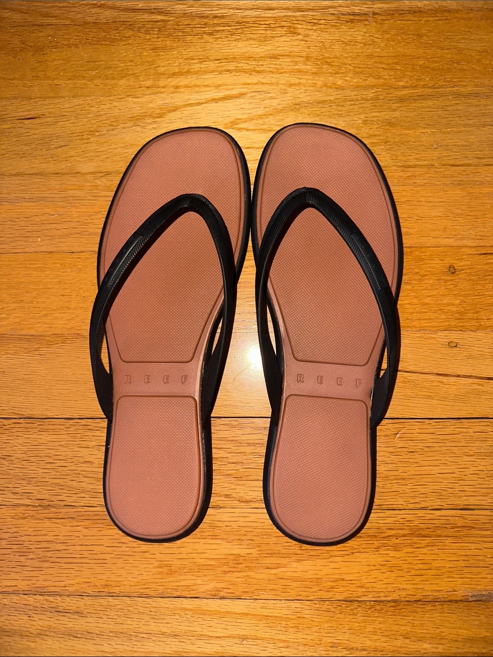 REEF Two Toned Flip Flop Sandals